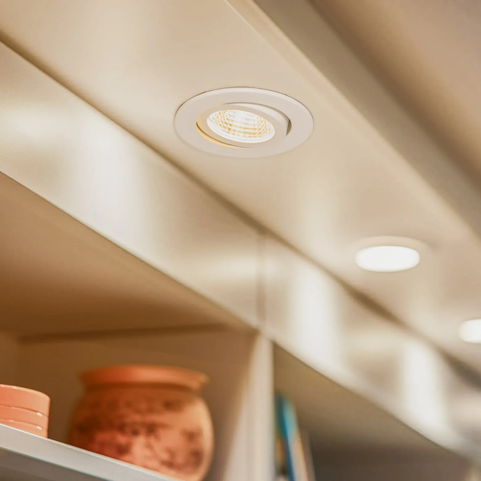 BRUMBERG LED-Einbaustrahler 38° rund weiß 2.700K