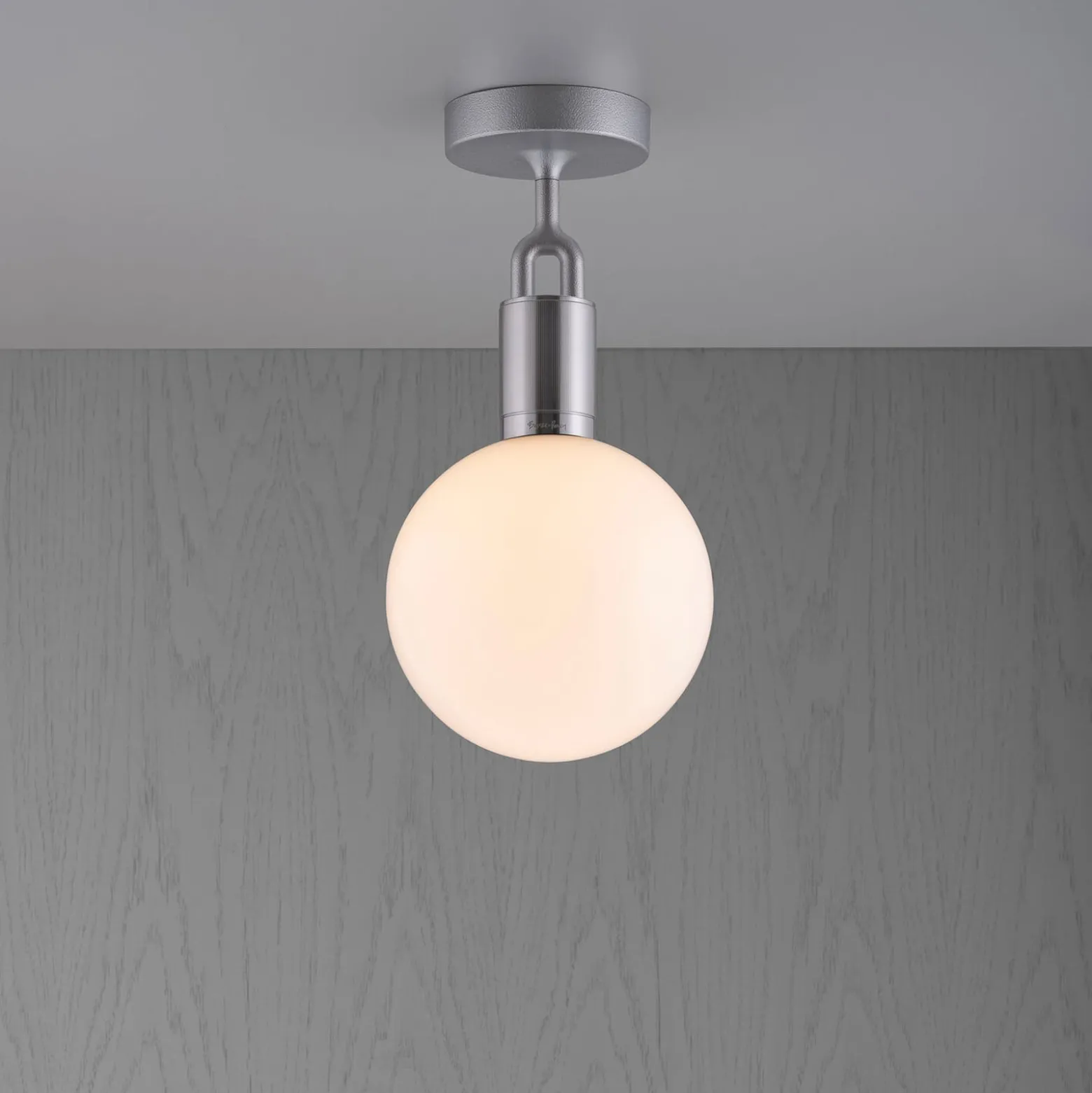 Buster + Punch Forked Stahl/Glas opal Ø 20cm