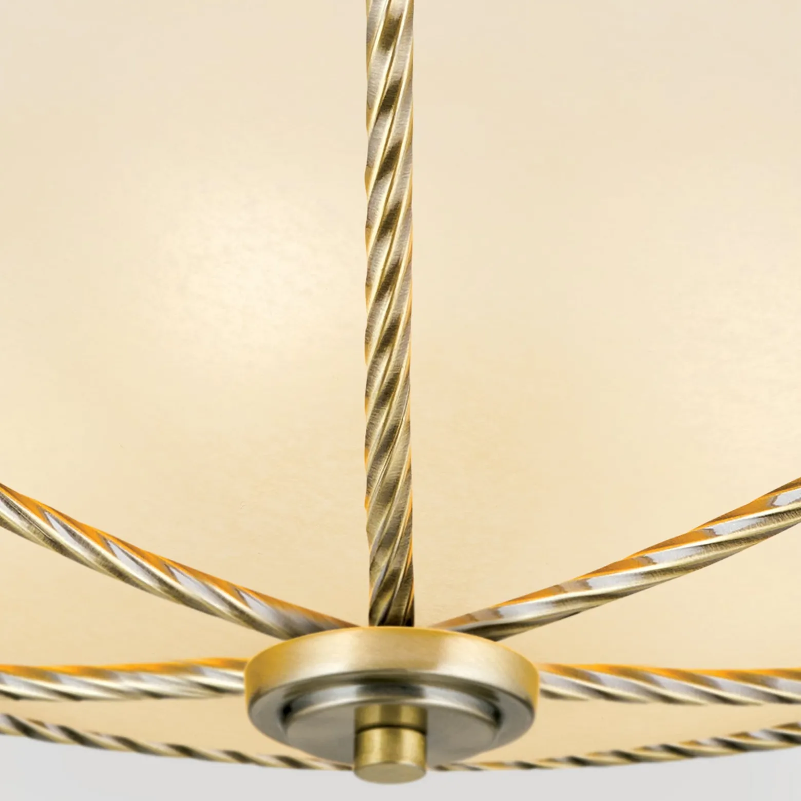 Cremefarbene Deckenleuchte Galina, 56 cm