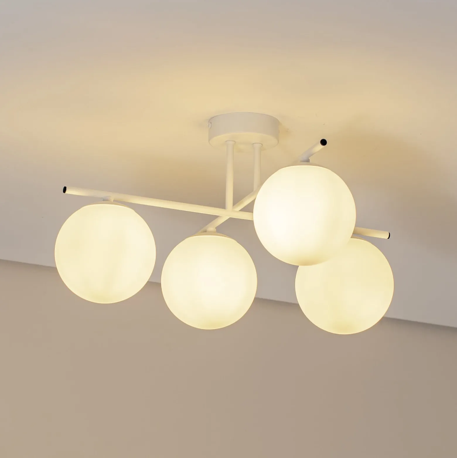 Deckenleuchte Aurora, weiß, Ø 50 cm, 4-flammig, Glas, E14