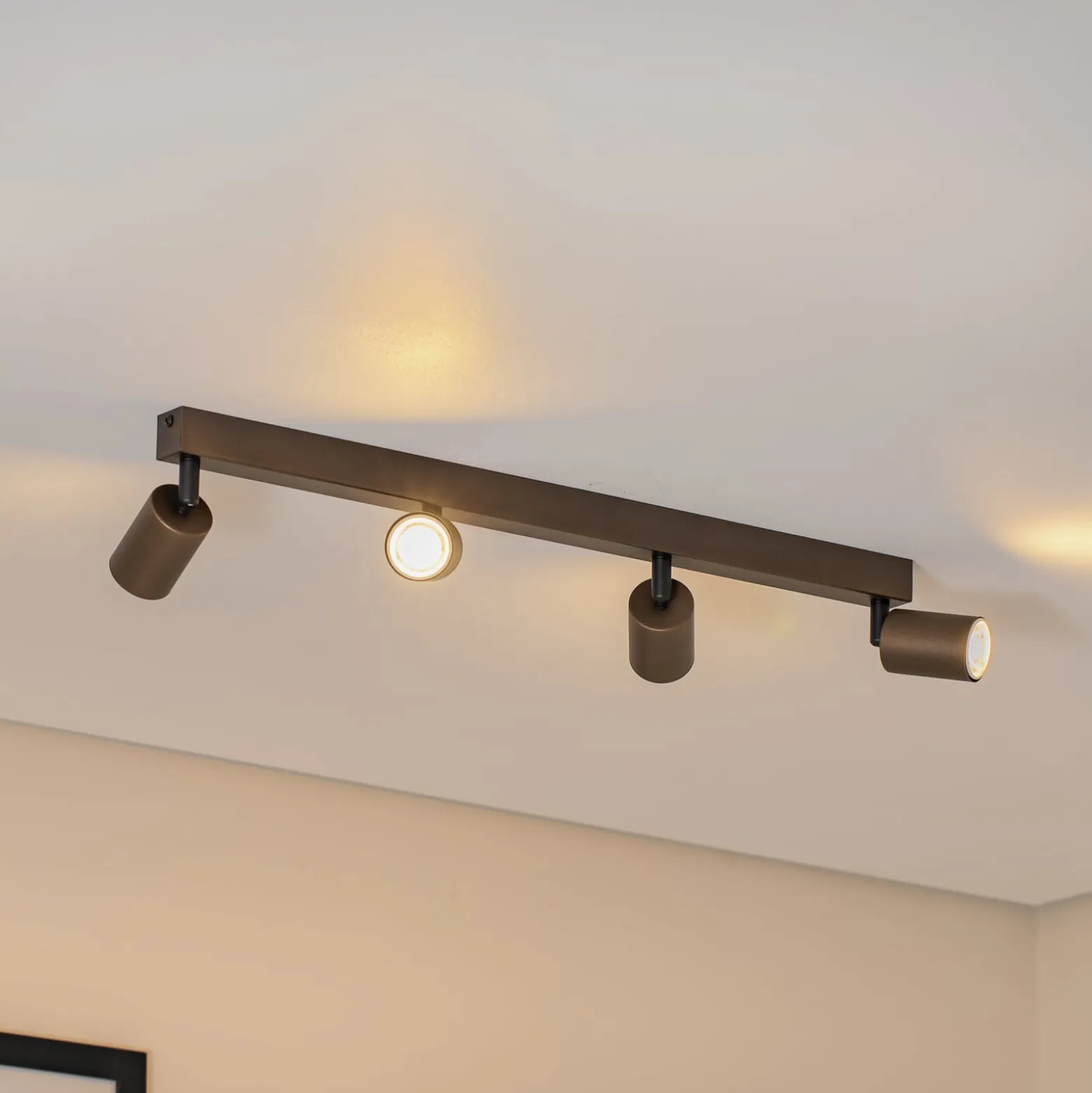 Deckenspot Top, justierbar, braun, vierflammig linear