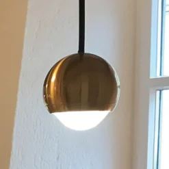 Egger DLS LED-Hängeleuchte Cleo, messingfarben