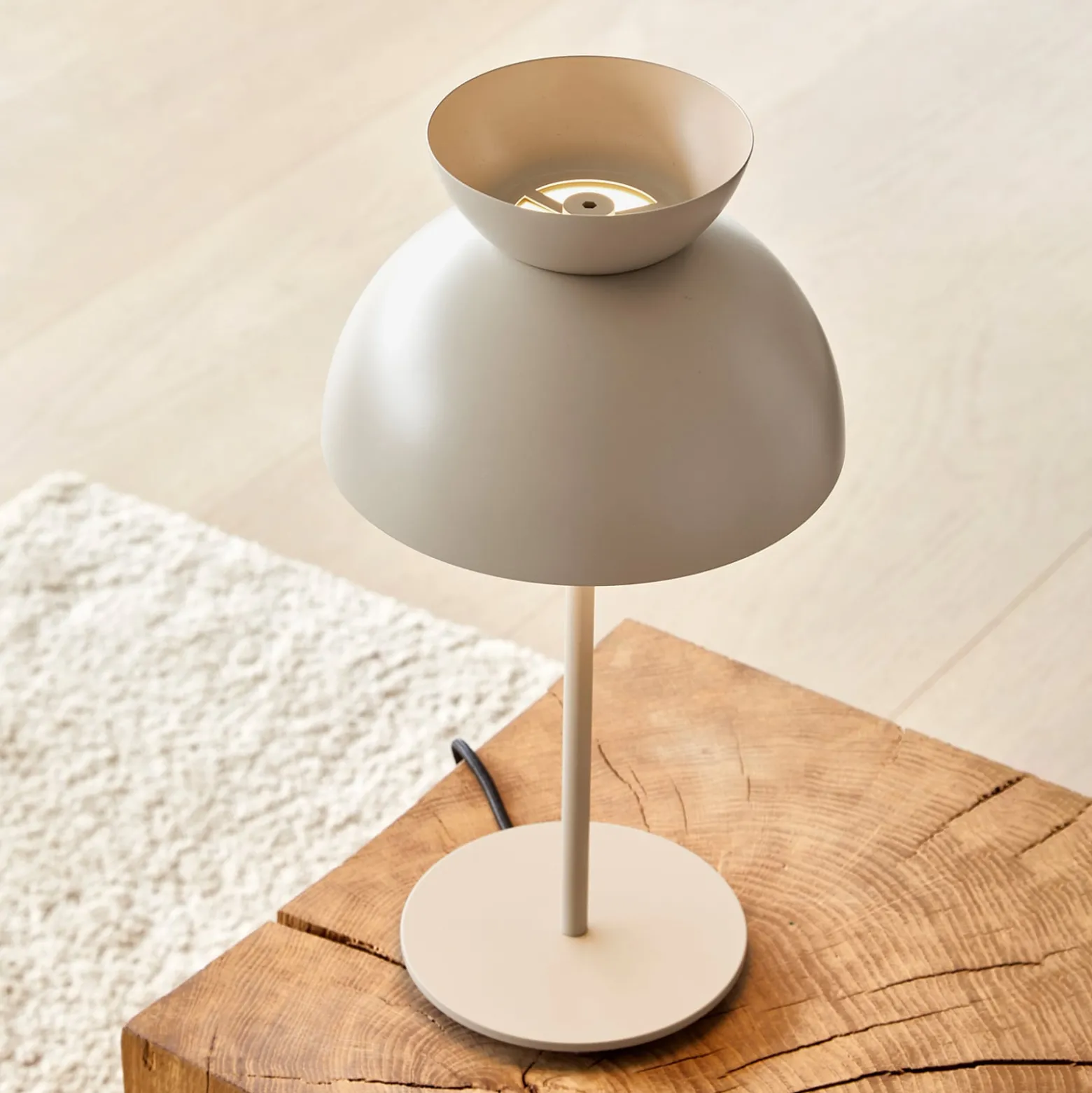 FRANDSEN Tischleuchte Butterfly, Schalter, grau