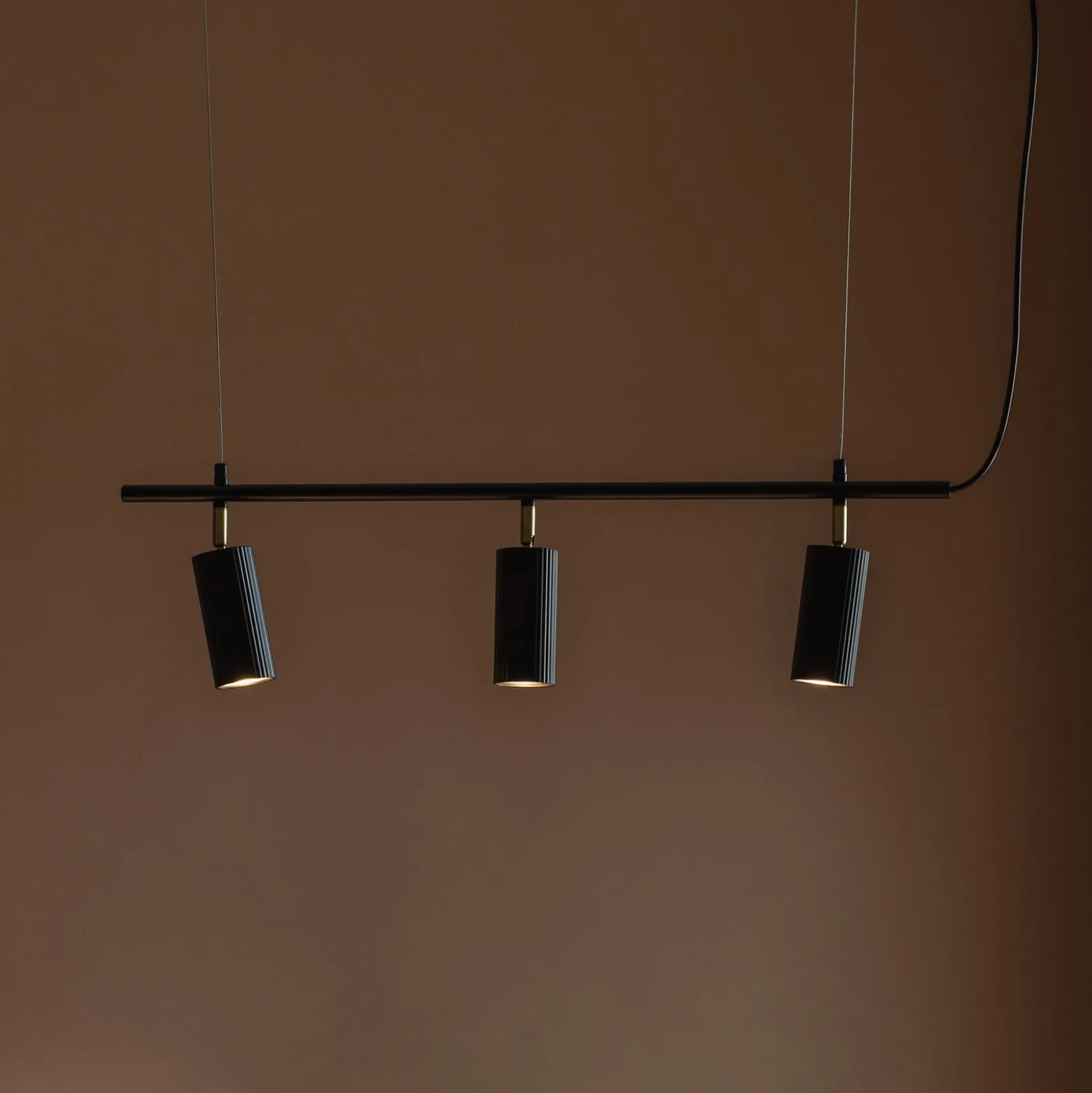 Globen Lighting Pendellampe Hubble 3 schwarz Länge 75 cm 3fl