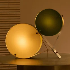Gubi Tischleuchte Coppia, elfenbein/grün, Metall, Höhe 42 cm