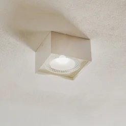 Helestra Kari LED-Deckenleuchte, eckig, weiß