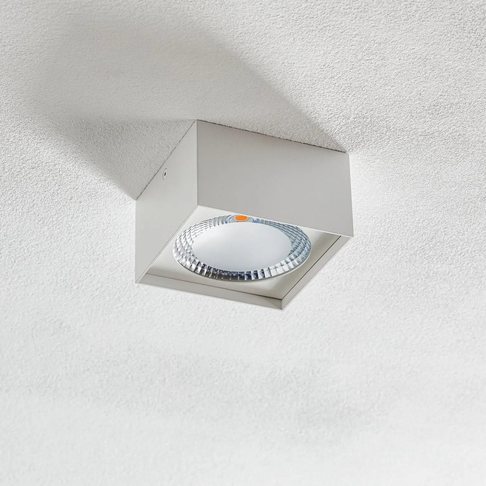 Helestra Kari LED-Deckenleuchte, eckig, weiß