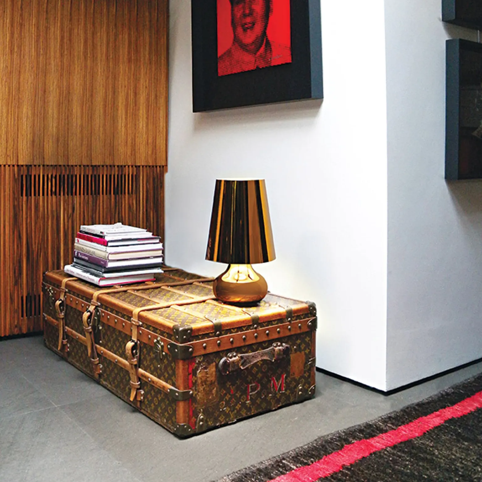 Kartell Cindy LED-Tischleuchte dunkelgold metallic