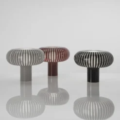 Kartell Tischleuchte Teresa, schwarz, Ø 50 cm, PMMA recycelt