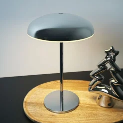 LED-Akku-Tischlampe Brilo unplugged Caxa 30 cm, chrom