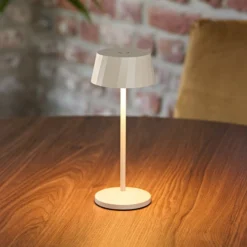 LED-Akku-Tischlampe Facetta, 3er-Set, beige, 22 cm, IP44