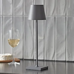 LED-Akkutischlampe Nuindie, USB-C, graphit, IP54, dimmbar