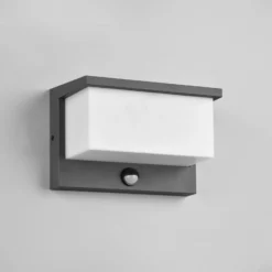 LED-Außenwandleuchte Nestos, Bewegungssensor, IP54