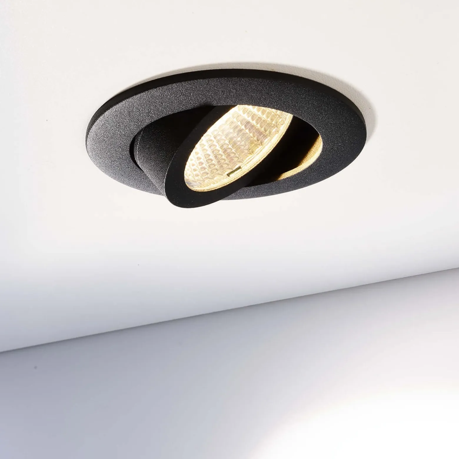LED-Deckeneinbaustrahler Dione 4.000 K schwarz