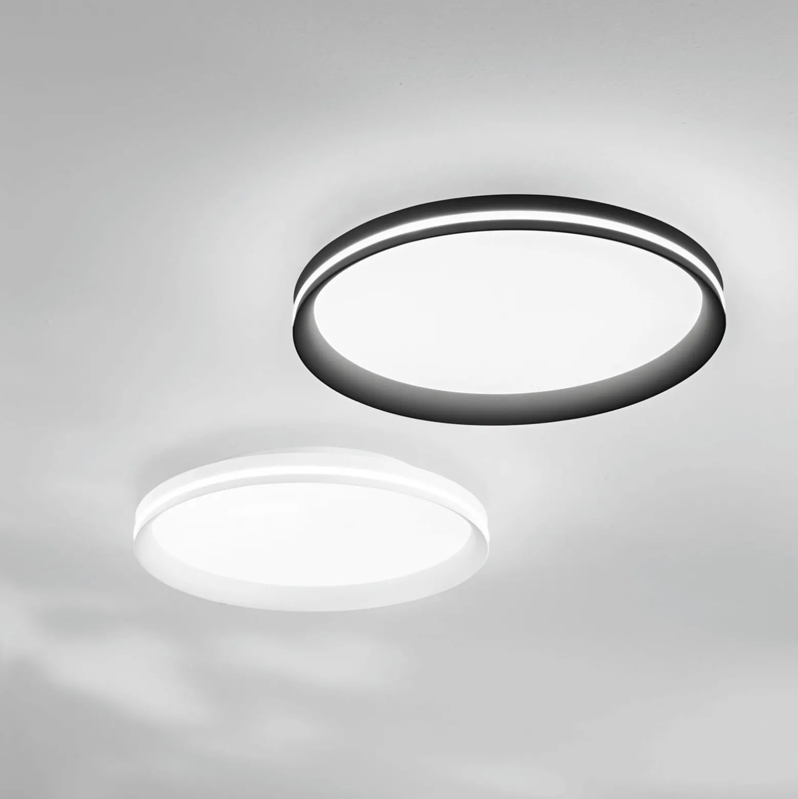 LED-Deckenlampe Isy, schwarz, Ø 45 cm, Metall, CCT, dimmbar