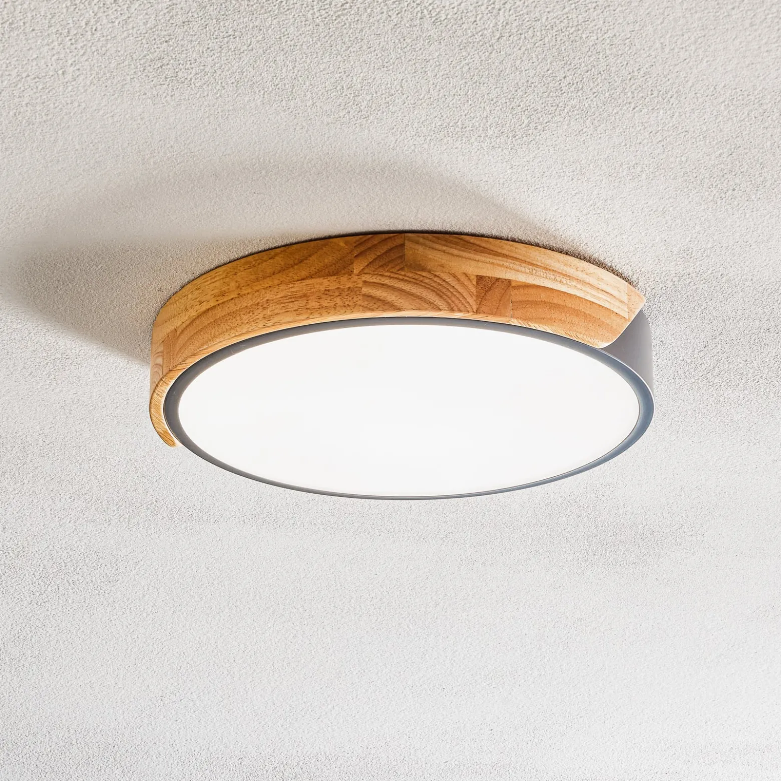 LED-Deckenleuchte Borneo mit Holz-Rahmen
