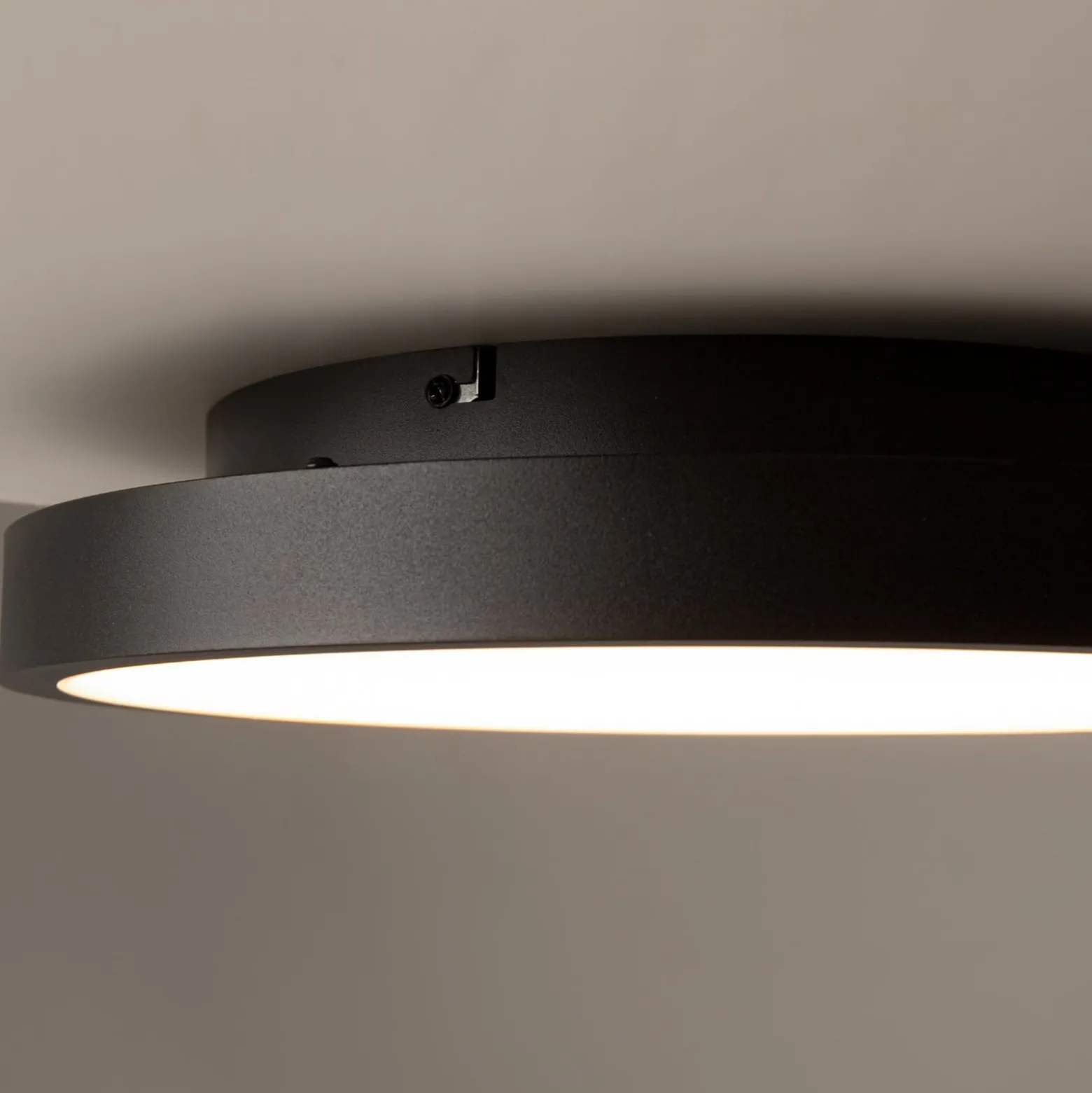 LED-Deckenleuchte Orign, Ø 41 cm, schwarz, Metall/Stein