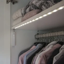LED-Lichtband mit Bewegungssensor, Batteriebetrieb