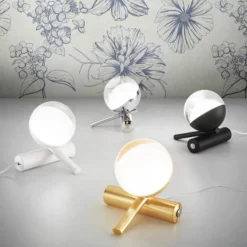 LED-Tischleuchte Rossini, schwarz, Aluminium, PMMA, Dimmer