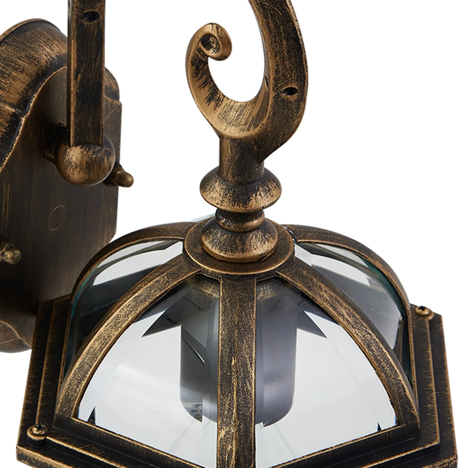 Lindby Außenwandleuchte Adelisa, gold antik, Alu, Höhe 39 cm