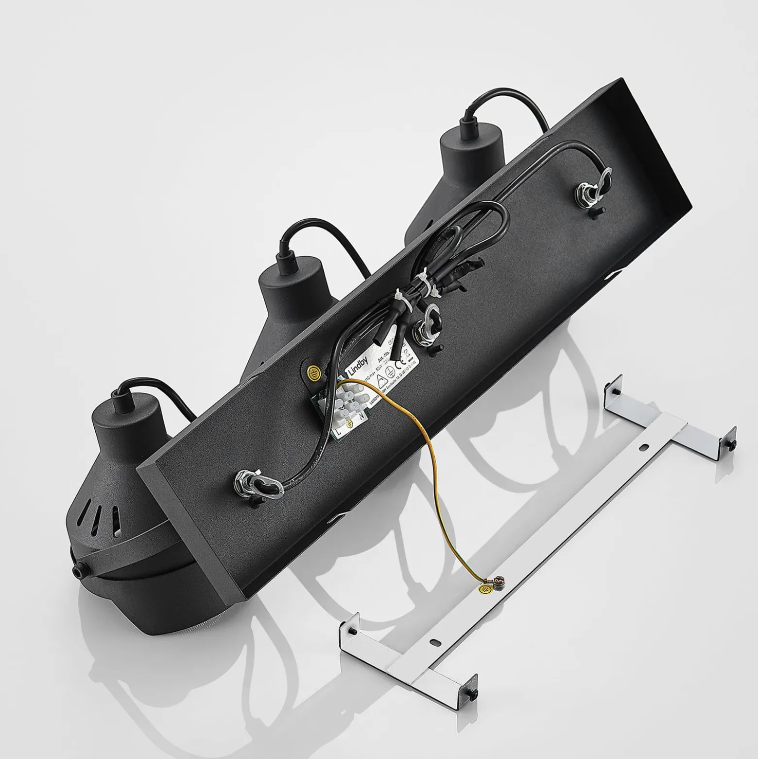 Lindby Deckenstrahler Henega, 52 cm, schwarz, 3-flammig