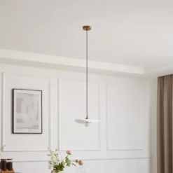 Lindby Hängeleuchte Annira, Ø 29 cm, Keramik, weiß/messing