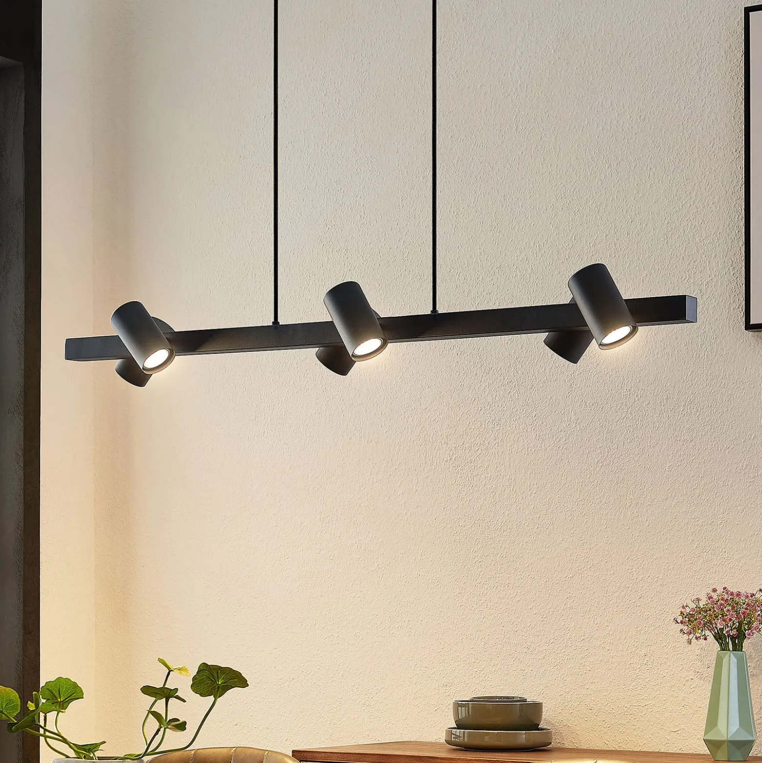 Lindby Hängeleuchte Savoli, 116 cm, schwarz, 6-flg., Stahl