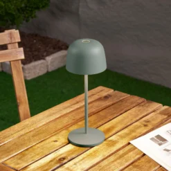 Lindby LED-Akku-Tischleuchte Arietty, grün, dimmbar, IP65