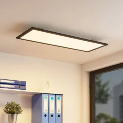 Lindby LED-Panel Nelios, 80 x 30 cm, 4.000K, schwarz, Metall