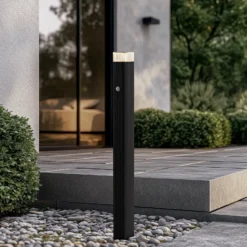 Lindby Wegeleuchte Halvar, 80cm, schwarz, IP65, GU10, Sensor