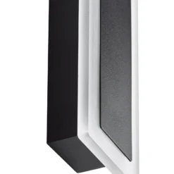 Lucande LED-Außenwandlampe Ilora, schwarz, 60 cm, CCT, IP65