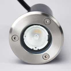 Lucande LED-Bodeneinbauleuchte Kenan, Ø 7cm, Edelstahl, IP67