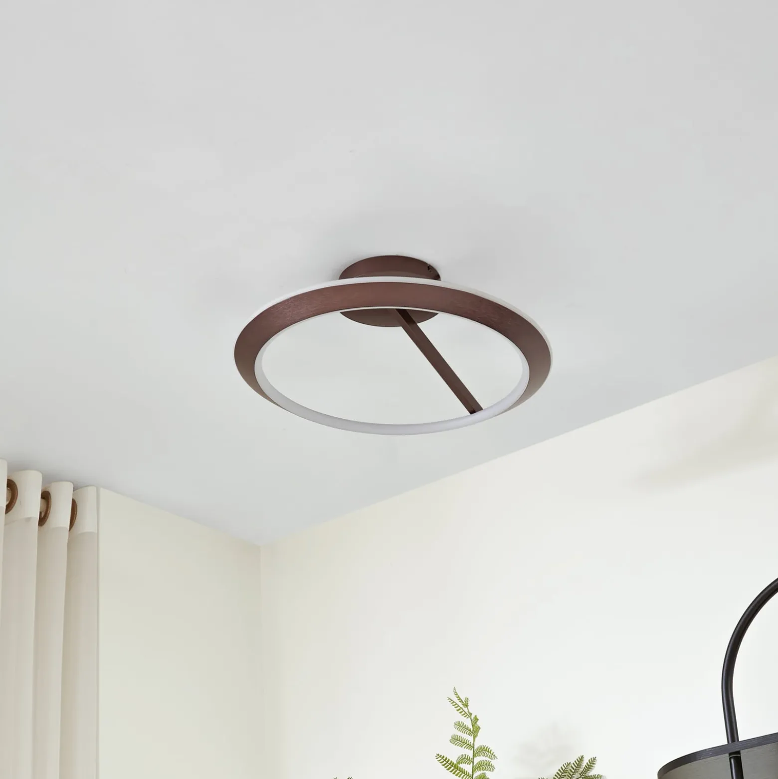 Lucande LED-Deckenleuchte Eldra, kaffeebraun, Ø 55 cm, CCT