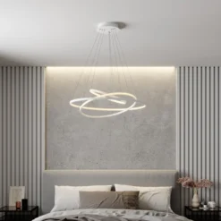 Lucande LED-Pendelleuchte Ezana, weiß, Metall, Ø 80cm