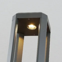 Lucande LED-Sockellampe Fery, anthrazit, Metall, 50cm, IP65