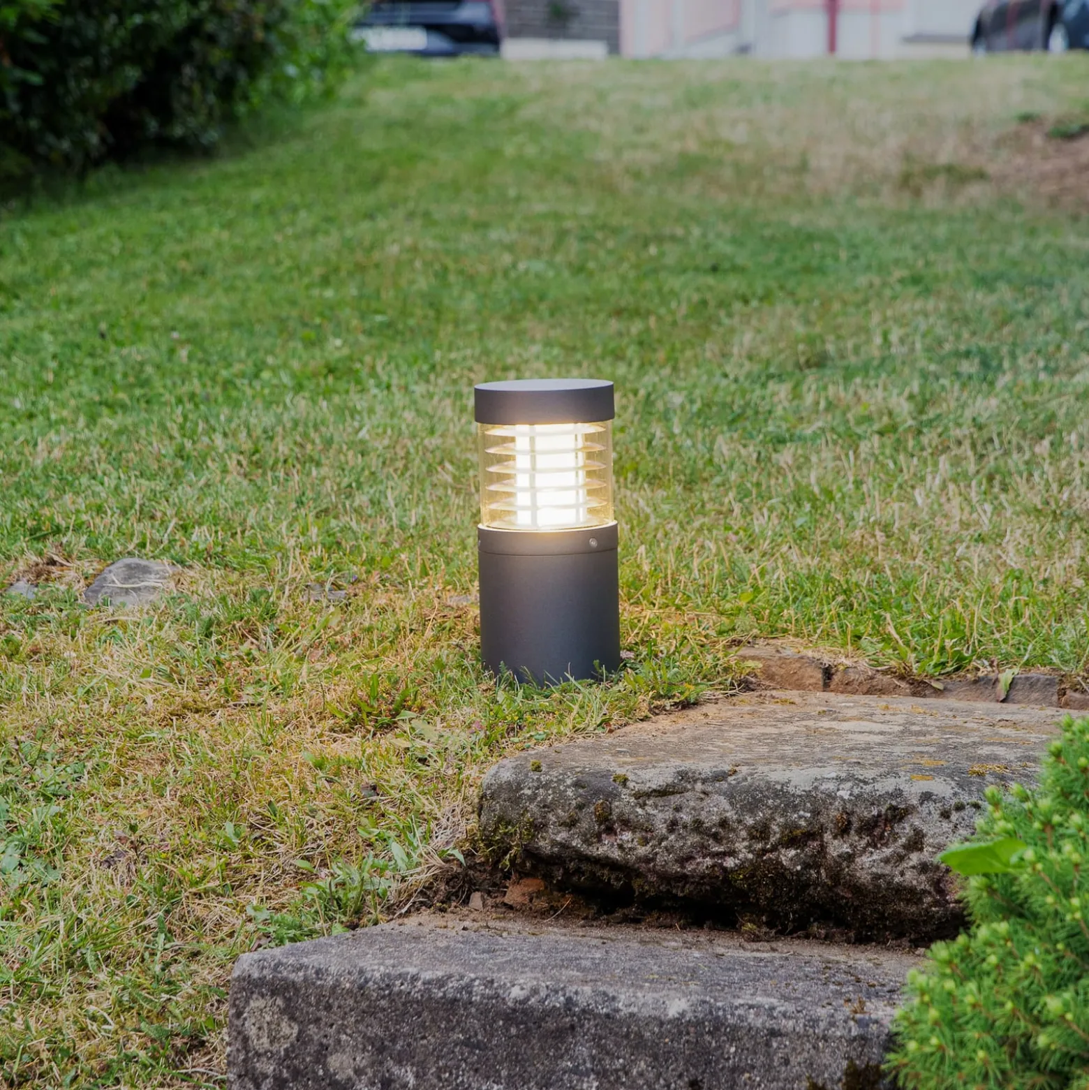 Lucande LED-Sockellampe Lucius, 27cm, anthrazit, IP54