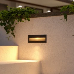 Lucande LED-Wandeinbauleuchte Loya, 23 x 8 cm, grau, IP54