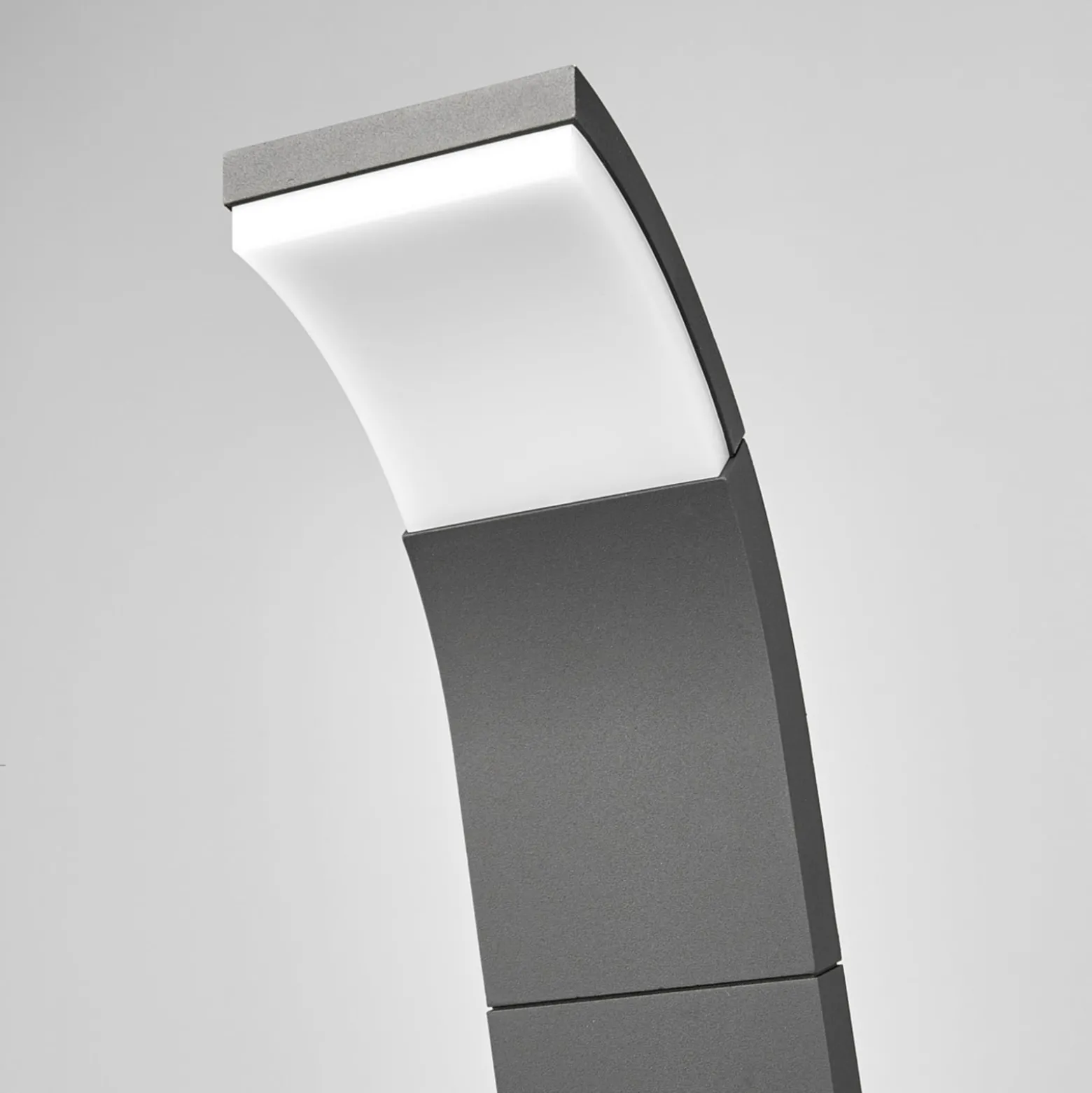 Lucande LED-Wegelampe Timm, 100 cm, anthrazit, Metall, IP54