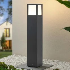 Lucande LED-Wegeleuchte Dewari, 65 cm, dunkelgrau, IP54