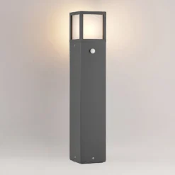 Lucande Wegeleuchte Dewari, Bewegungsmelder, E27, 65cm, IP54