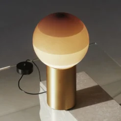 MARSET Tischlampe Dipping Light, Höhe 22 cm, creme/messing