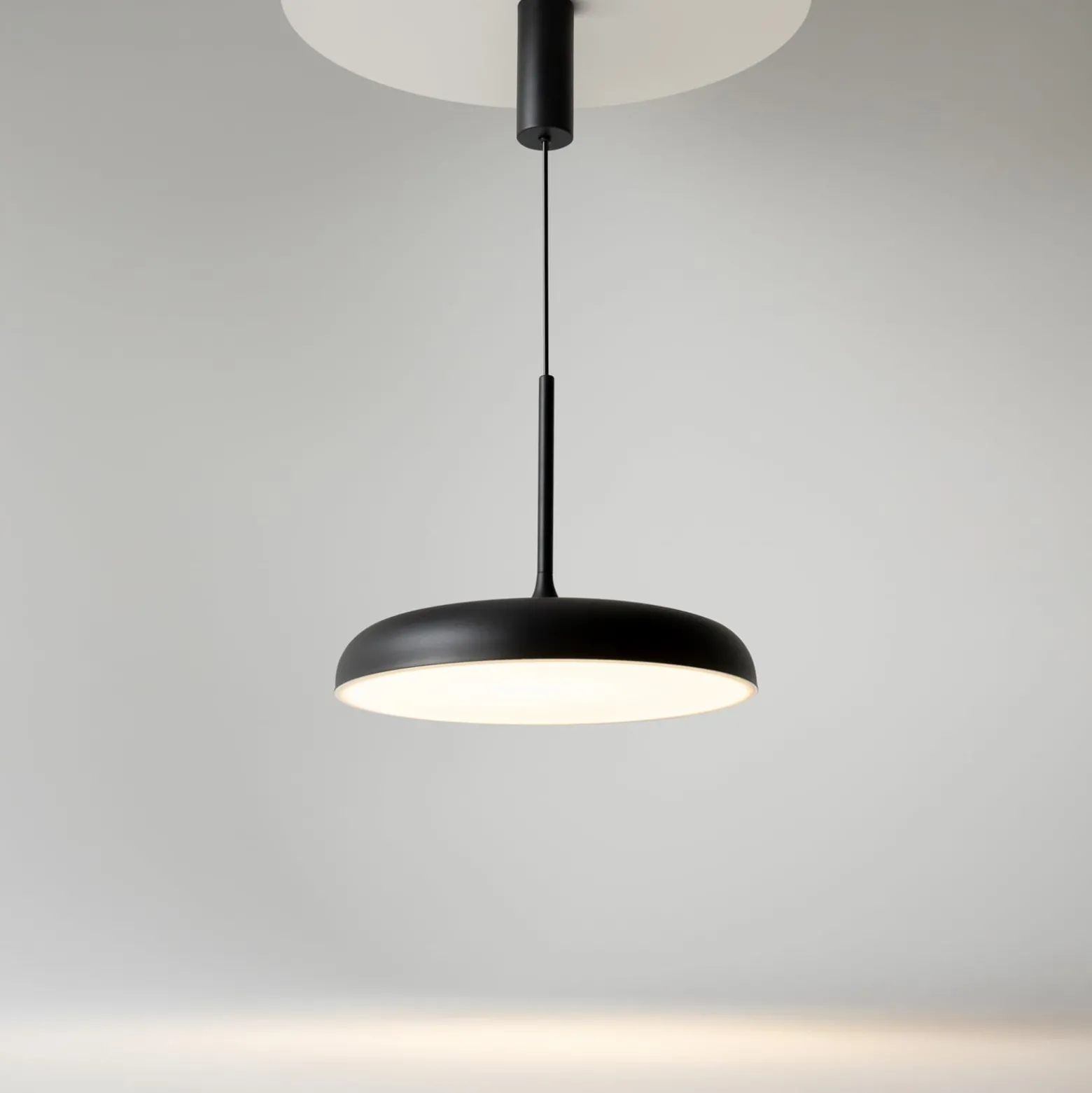 Maytoni LED-Hängeleuchte Gerhard, Ø 40 cm, schwarz, Metall
