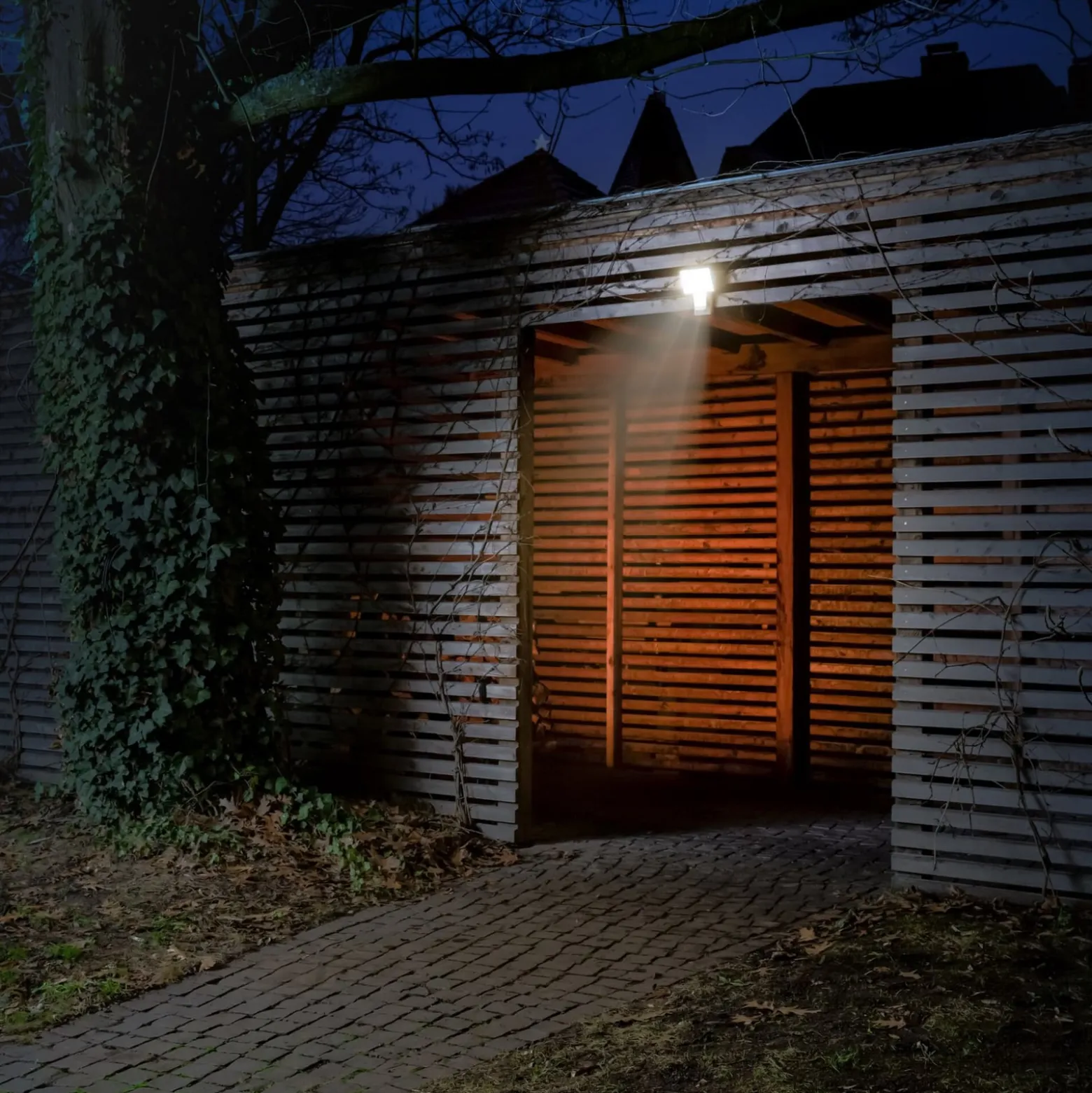 OSRAM LED-Sensor-Außenstrahler ENDURA PRO FLOOD, weiß, 27 W