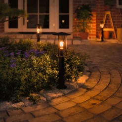 Paulmann Classic LED-Wegelampe mit goldenem Licht