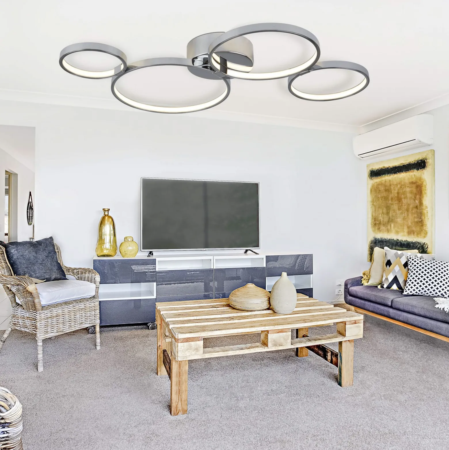 Ringförmige LED-Deckenleuchte Solexa in Chromoptik