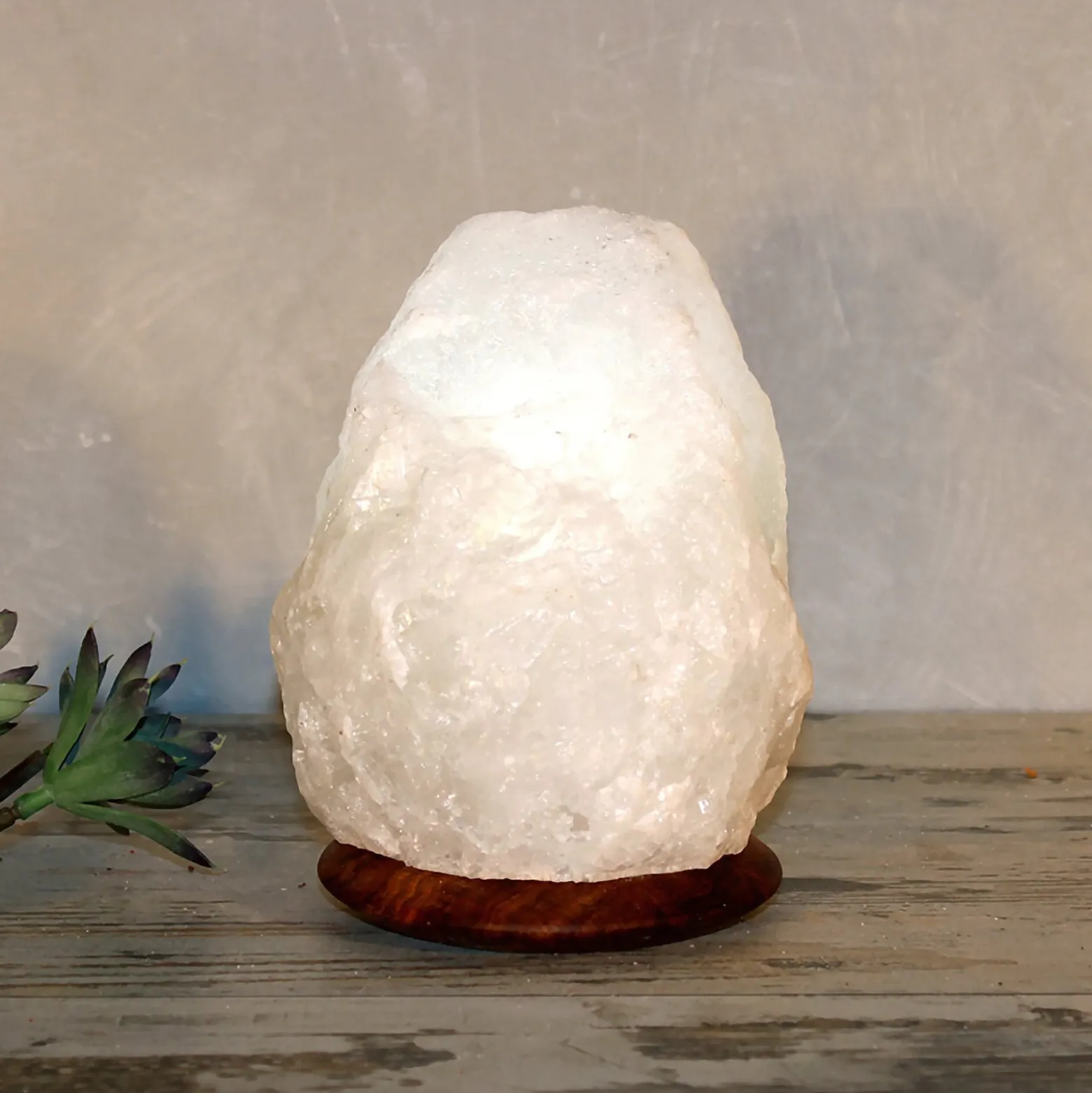Salzkristallleuchte Rock White Line, 2-3 kg