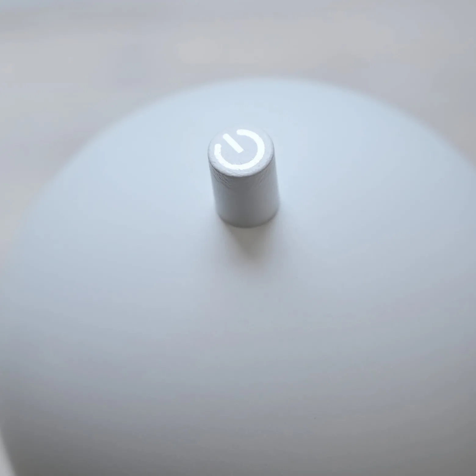 SCHÖNER WOHNEN LED-Akku-Stehlampe Bellis, weiß, IP54