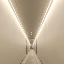 SLC LED-Strip Ultra Long iCC IP67 30m 240W 3.000K