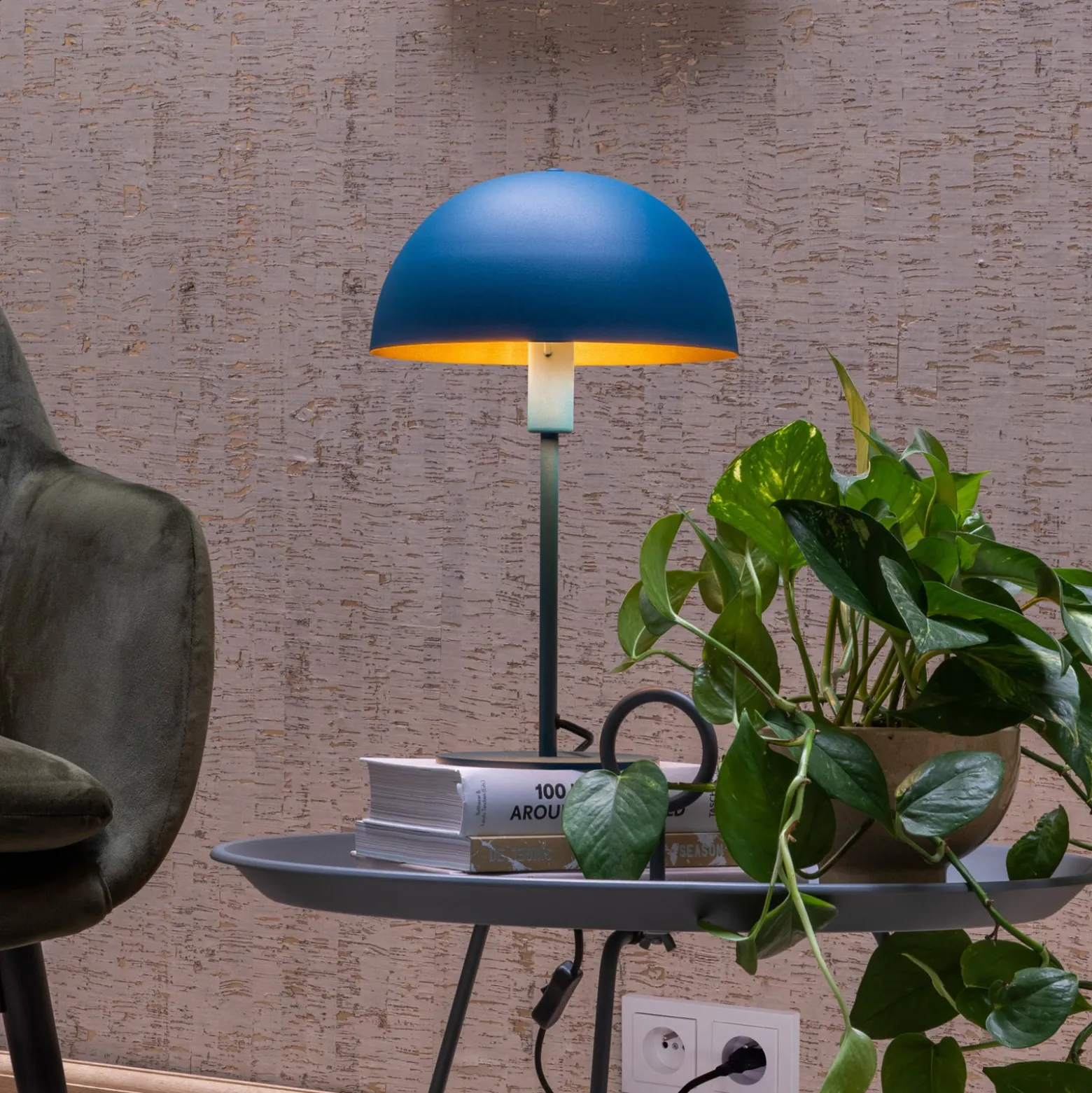 Tischleuchte Siemon aus Stahl, Ø 25 cm, blau